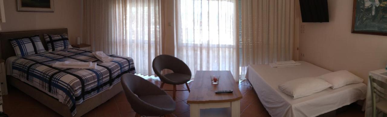 View Apartment กาตาโกลอน ภายนอก รูปภาพ